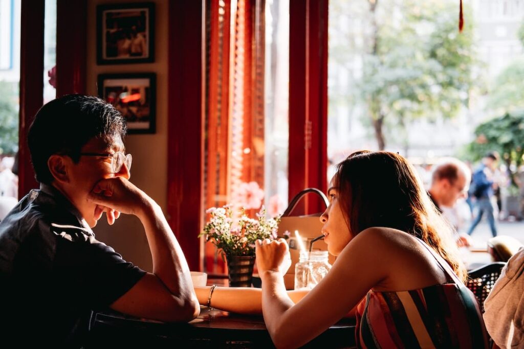 how to tell if a girl is flirting with you