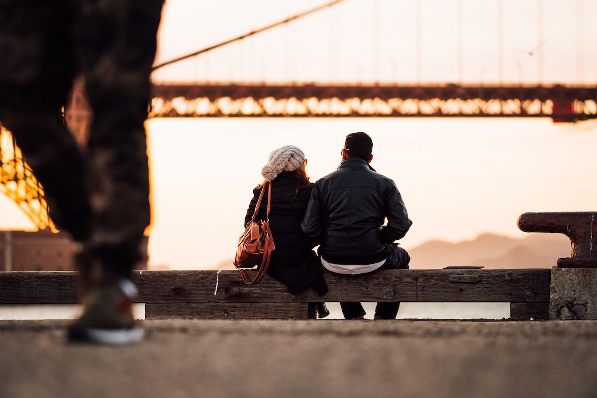 Who Pays on a First Date in the Bay Area Men or Women