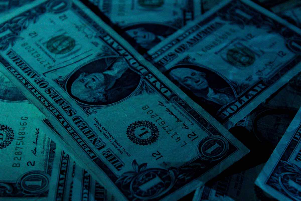 How to Not Be Taken Advantage of Financially While Dating