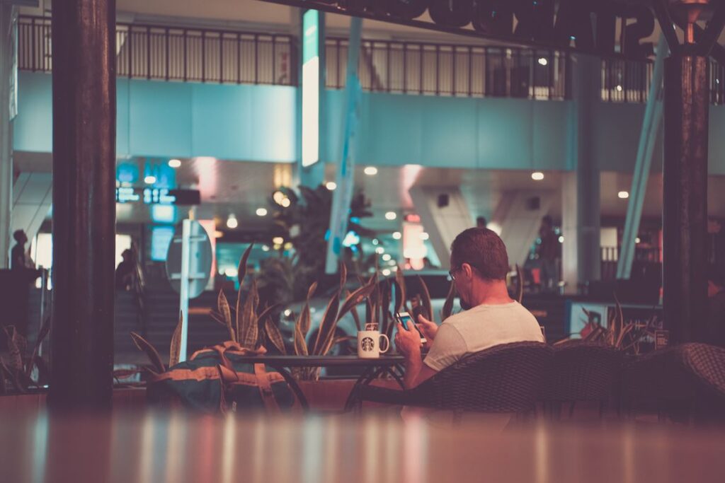 Texting a Woman After the First Date