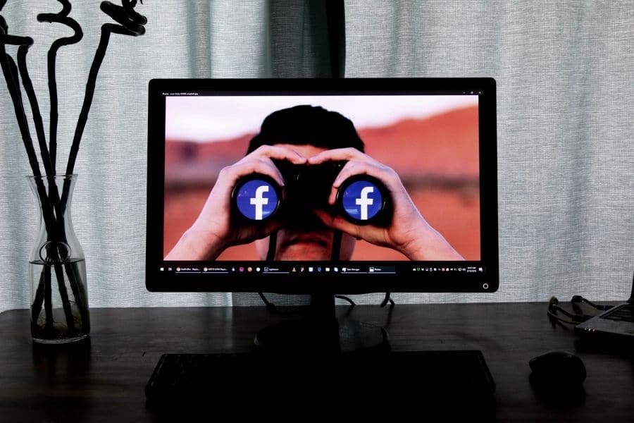 Facebook dating service