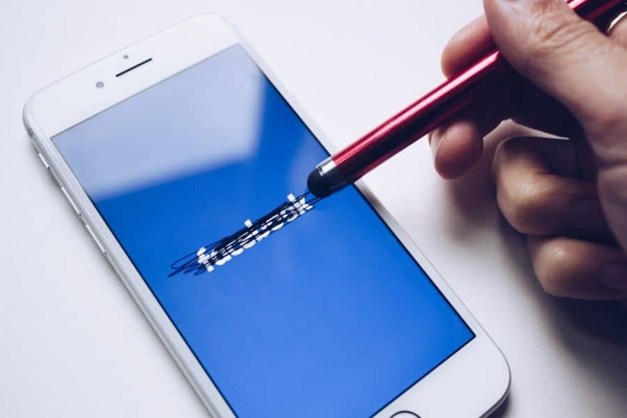 Facebook dating service