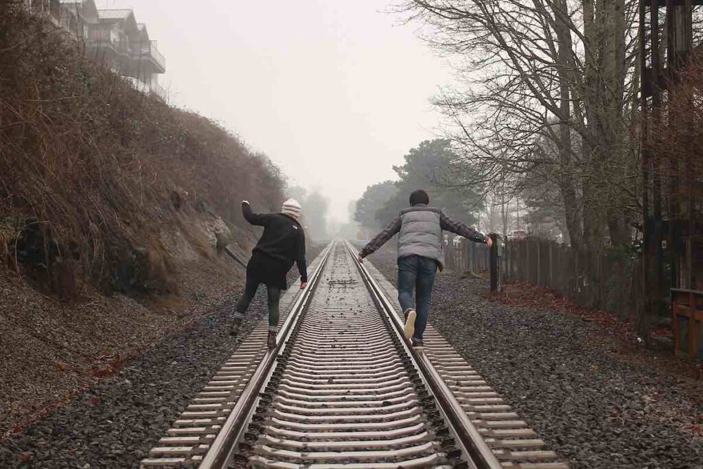 how to be less awkward on a date