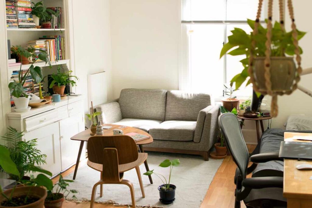 moving in with you girlfriend