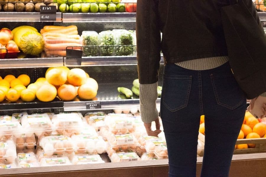 meet women at the grocery store
