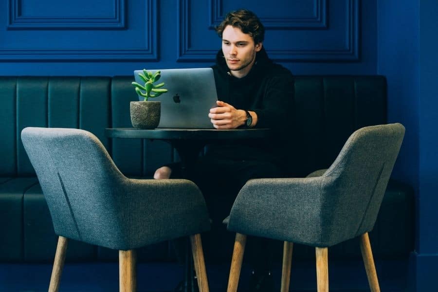 how to become an alpha male