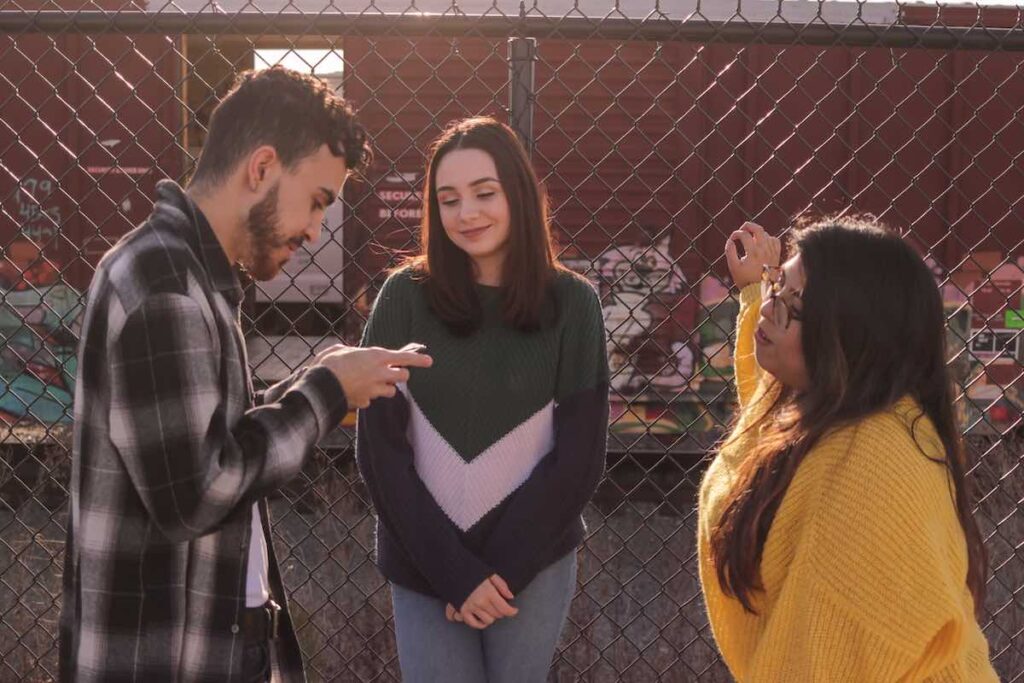 how to pursue a woman you're interested in