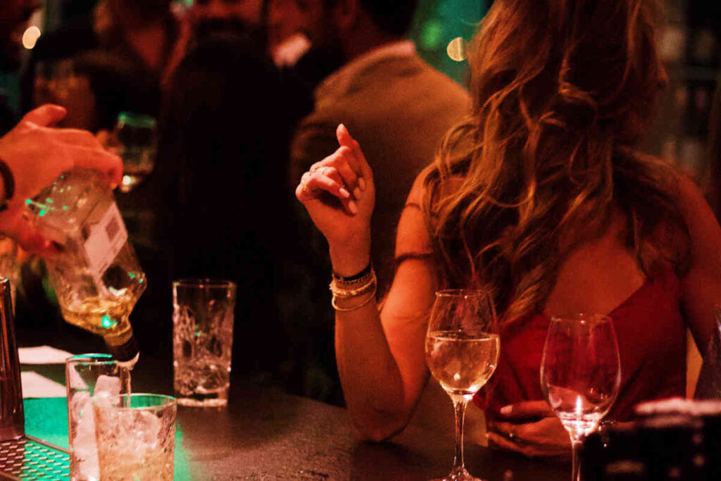 how to ask a girl out for a drink